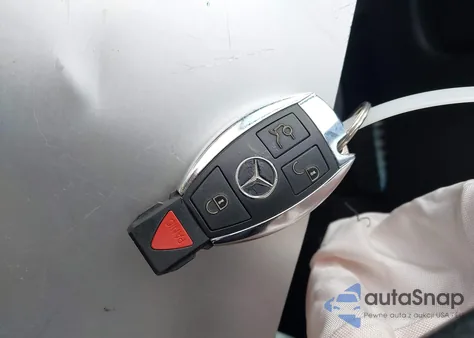 2007 Mercedes-Benz C 230 Sport из США, поврежденный, VIN WDBRF52H57F936238